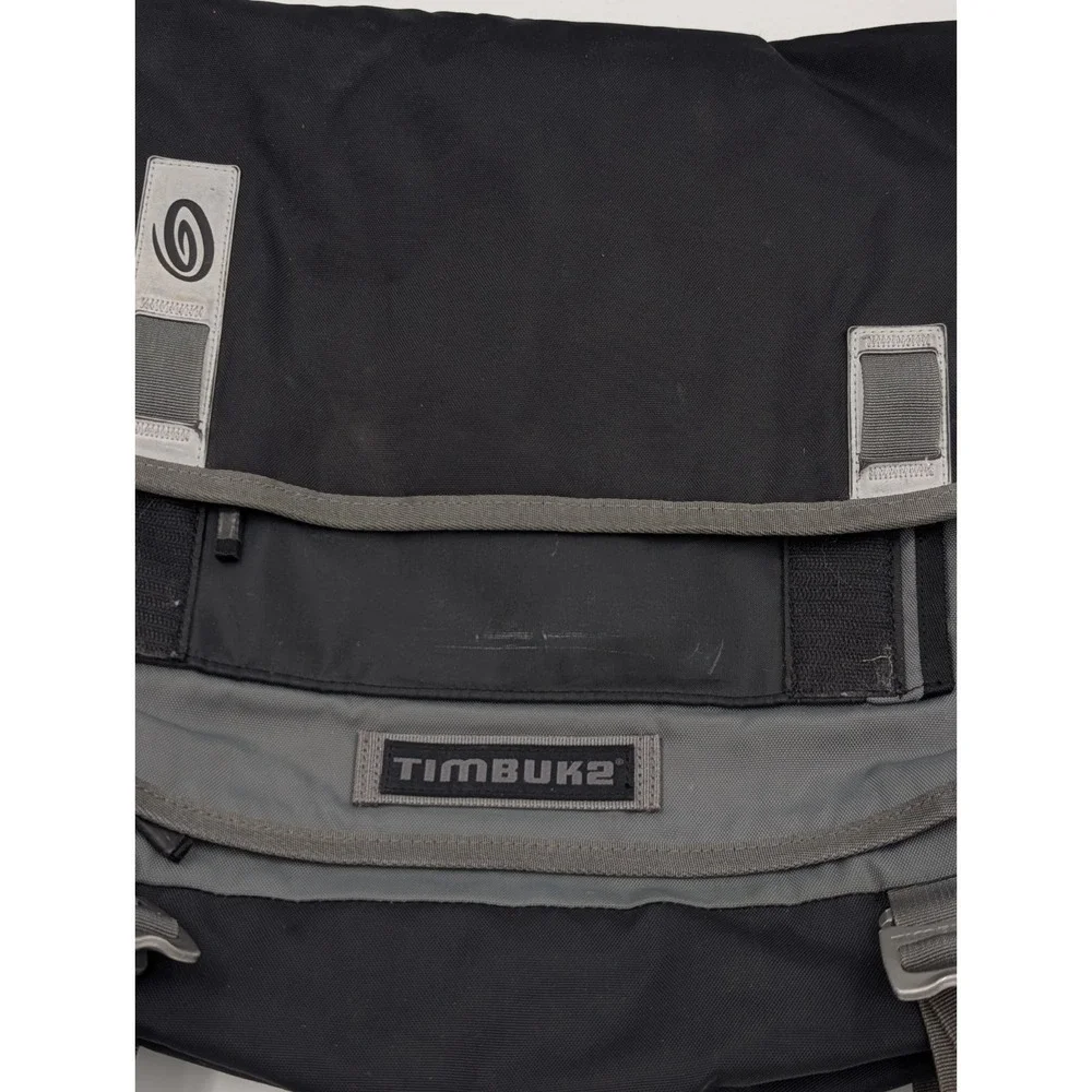 Timbuk2 KDS13 Messenger Laptop Bag Crossbody Shoulder Strap Black/Gray Medium